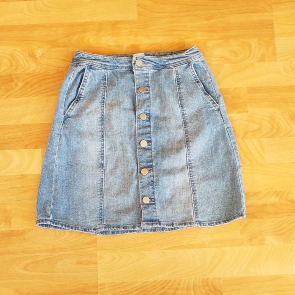 Mini jean skirt
